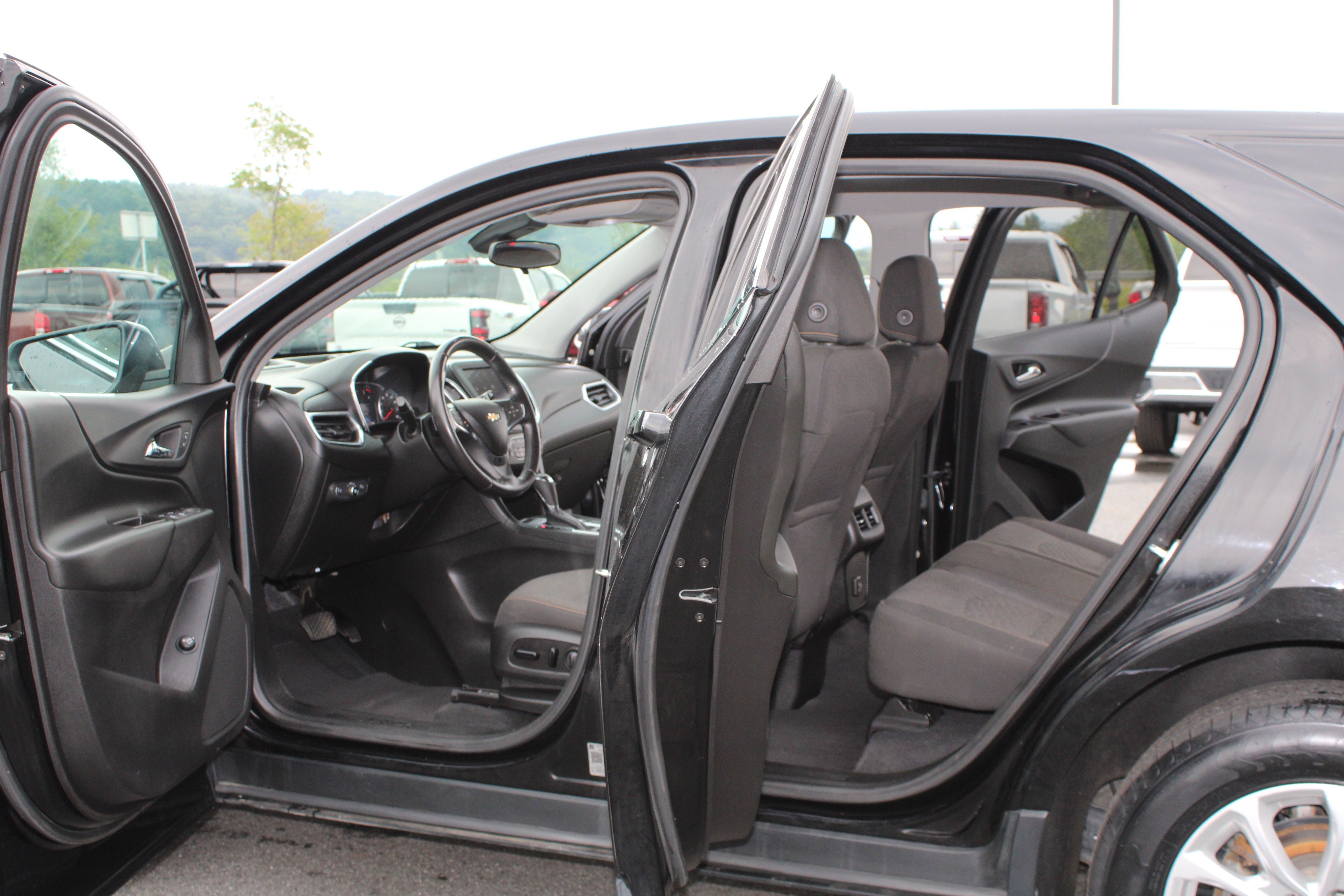 Used 2020 Mosaic Black Metallic Chevrolet LT image 15