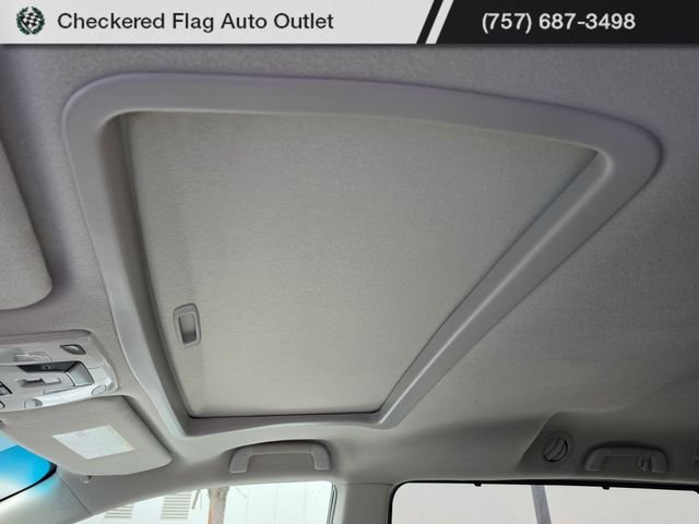 Used 2011 Silver Sky Metallic Toyota XLE image 9