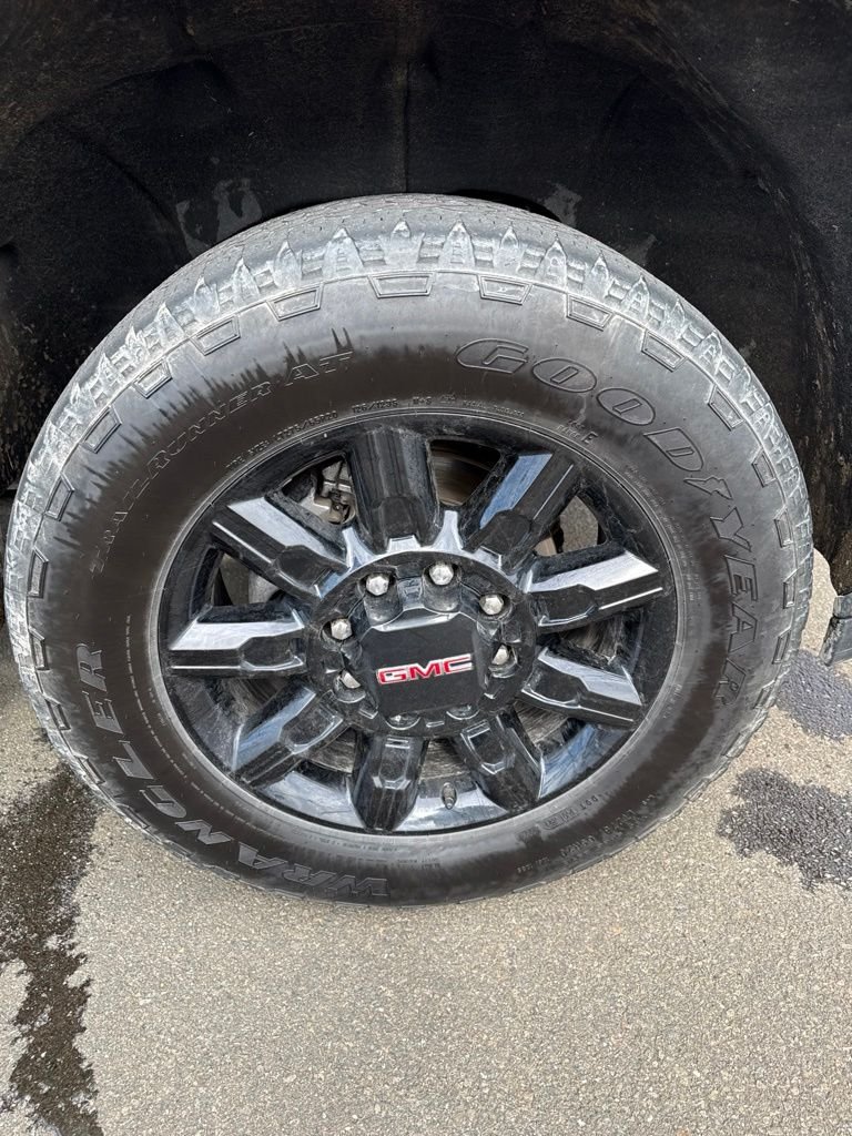 Used 2024 Black GMC AT4 image 4