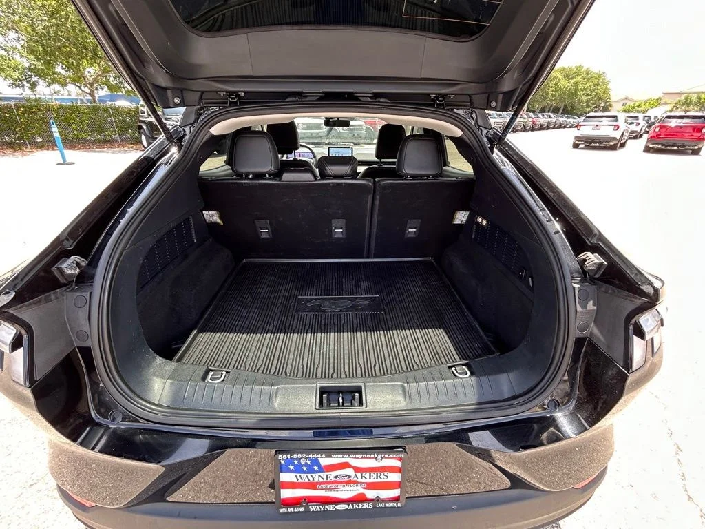 Certified Used 2024 Shadow Black Ford Select image 30
