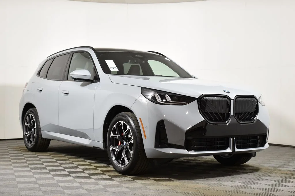 Used 2026 Gray BMW 30 xDrive image 9