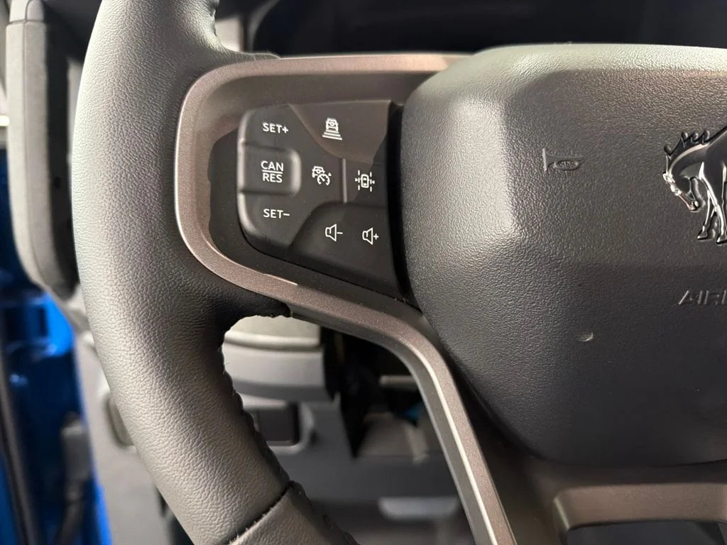 New 2025 Blue Ford Badlands image 19
