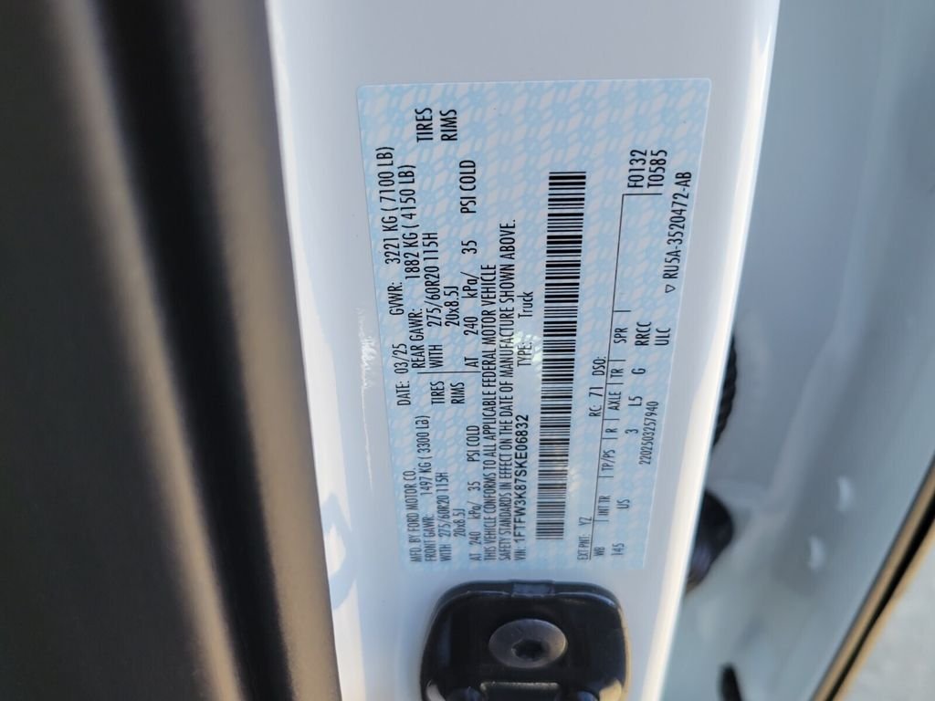 2025 Ford F-150 XLT - Photo 13