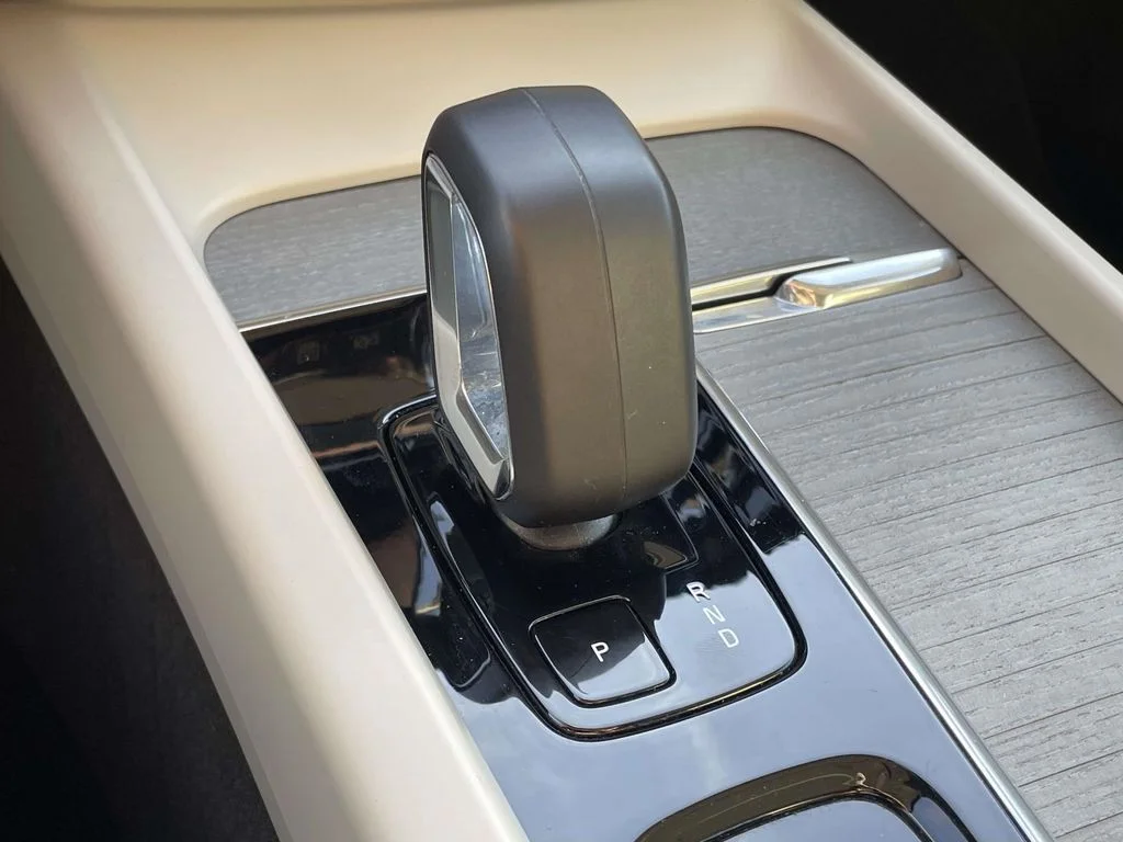 2025 Volvo V60 Cross Country Plus - Photo 20