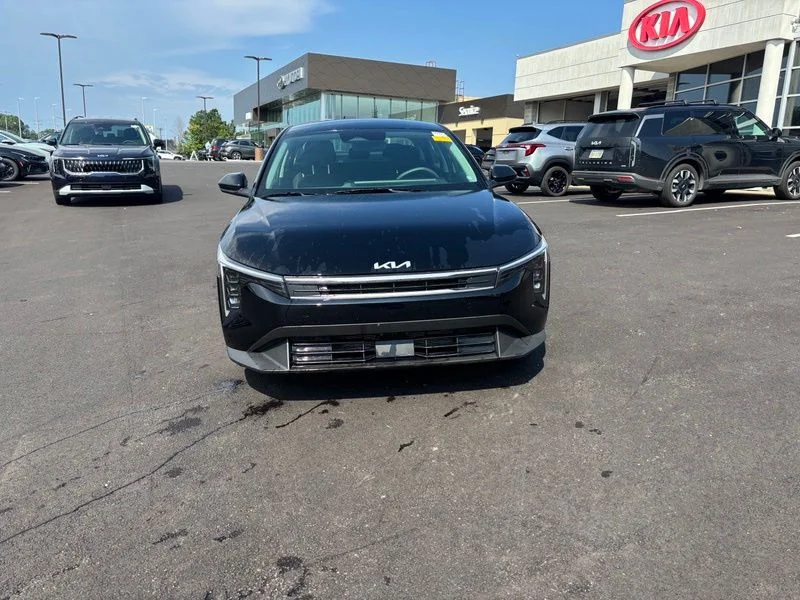 Used 2025 Black Kia LXS image 2