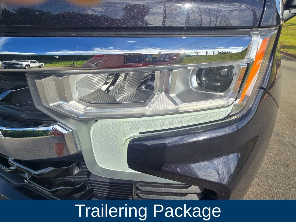 Used 2023 Gray Chevrolet LT image 8