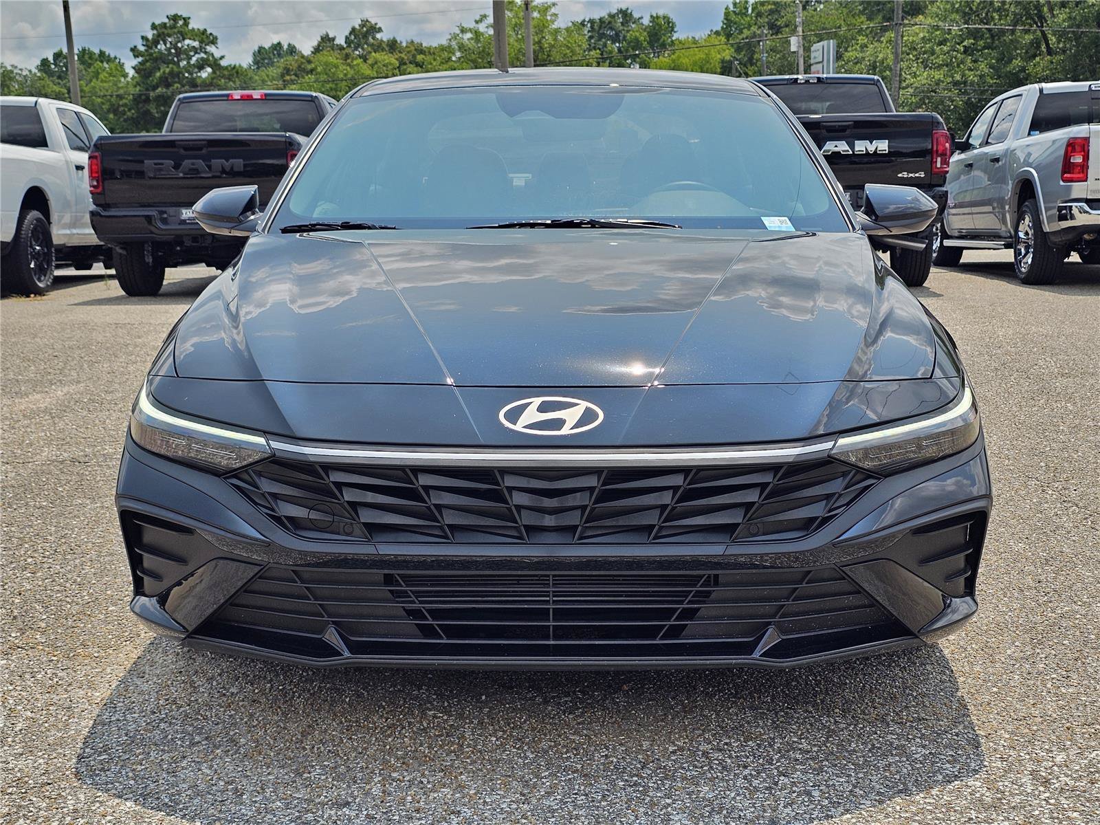 Used 2026 Abyss Black Hyundai SEL Sport image 2