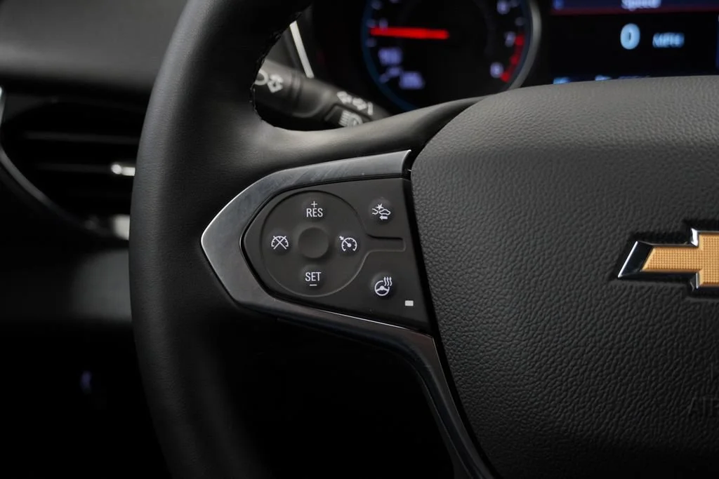 Used 2023 Mosaic Black Metallic Chevrolet LT Leather image 21