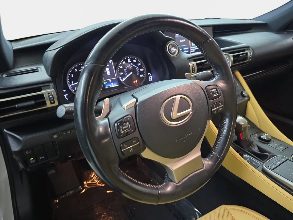 Used 2019 White Lexus 350 image 16