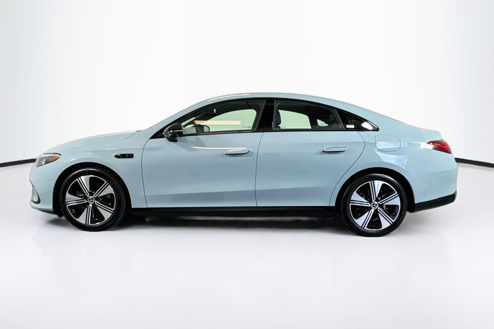 New 2027 Liquid Crystal Green Mercedes-Benz CLA 220 Hybrid image 8