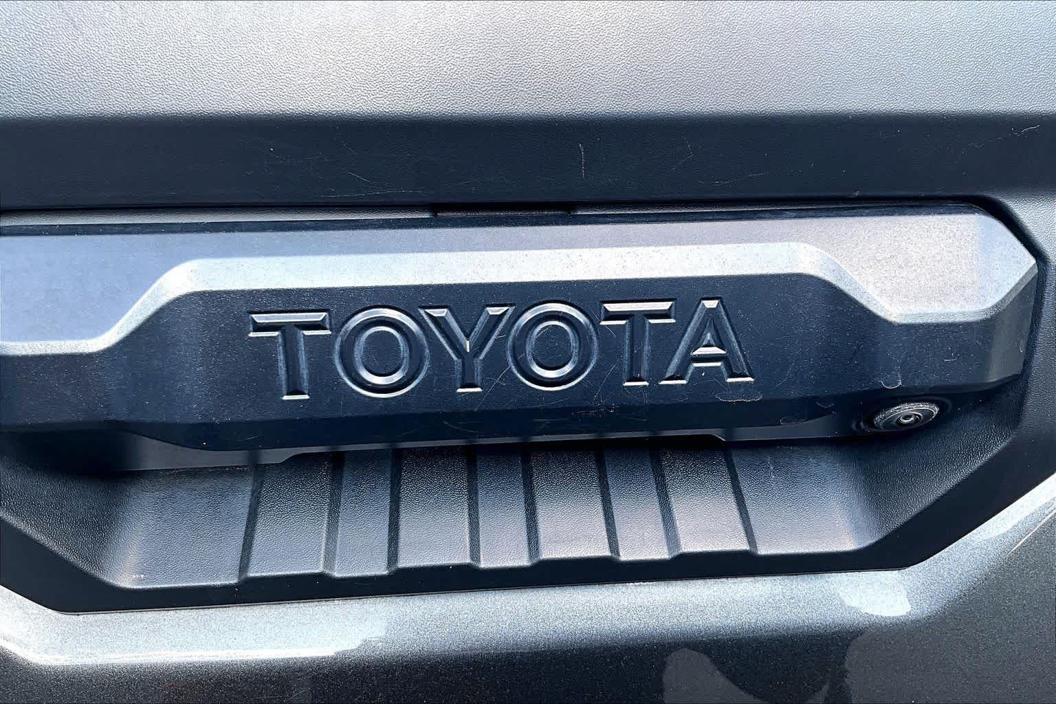 Used 2022 Magnetic Gray Metallic Toyota SR5 image 31