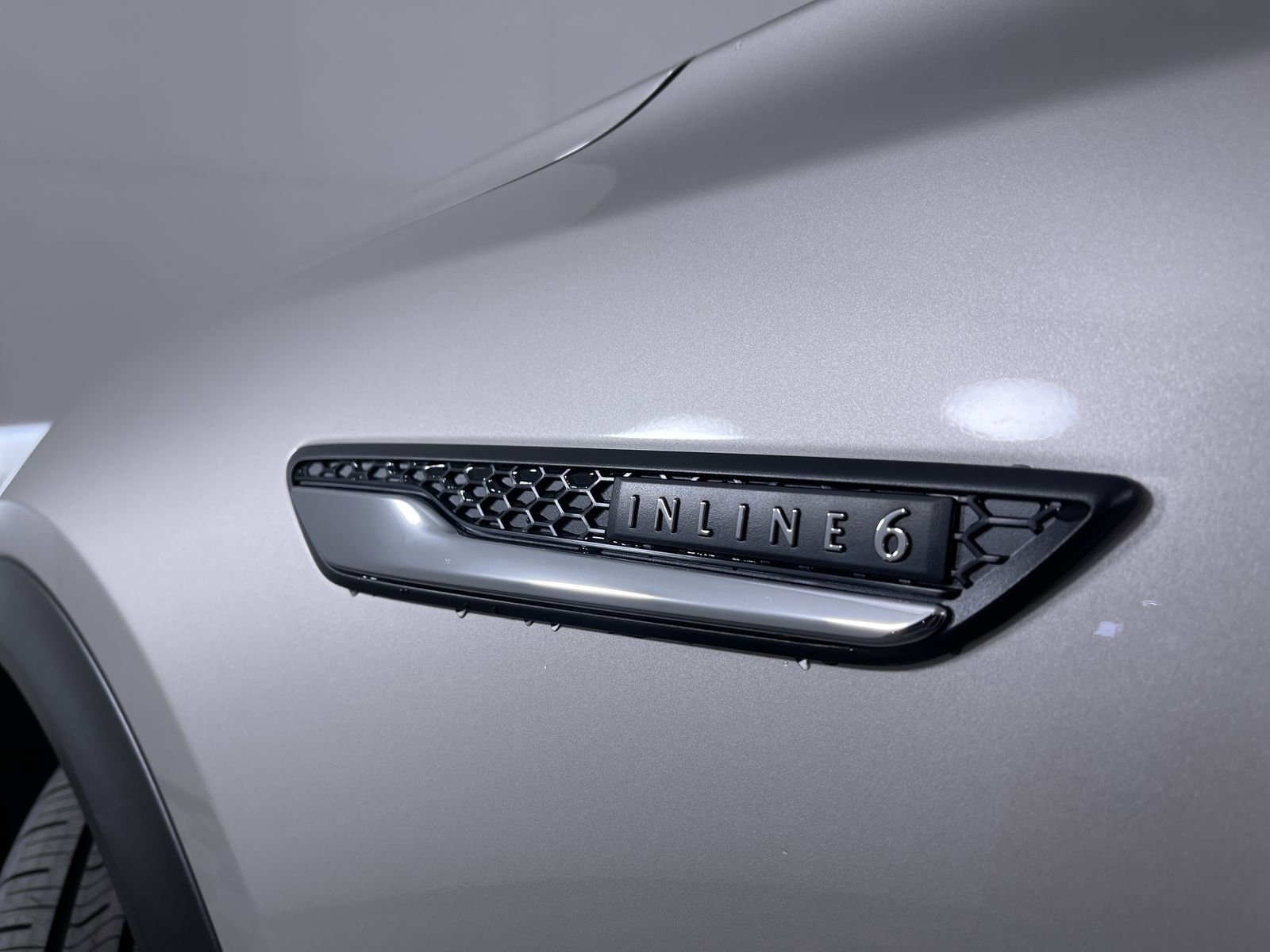 New 2026 Platinum Quartz Metallic Mazda Preferred image 26