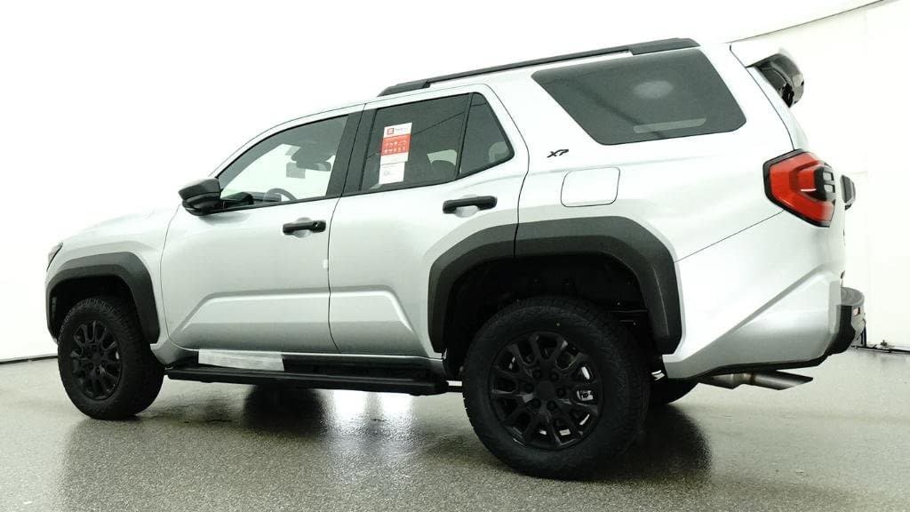 Used 2026  Toyota SR5 image 19