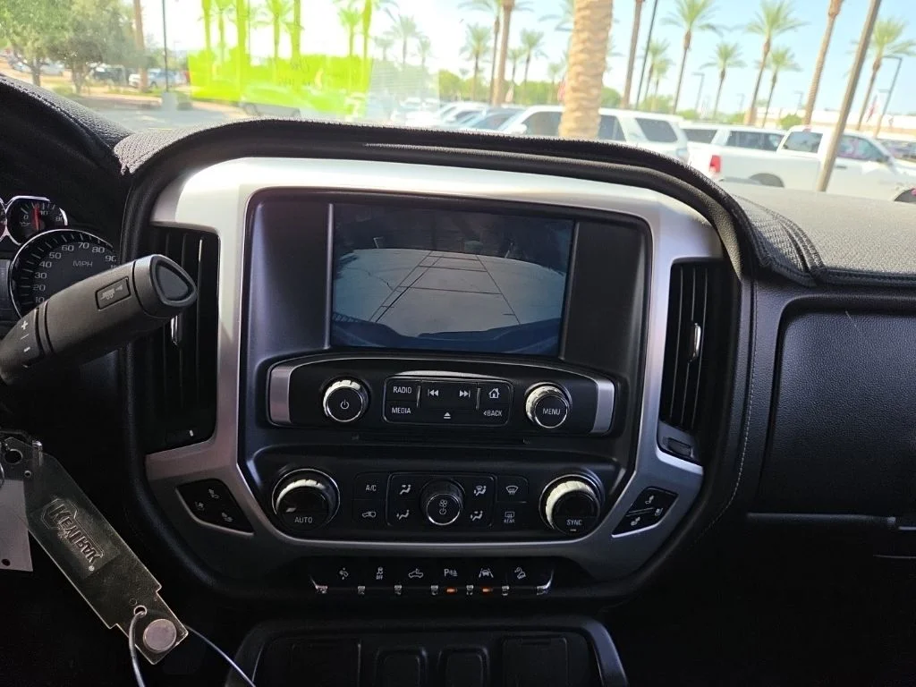 Used 2018 Black GMC SLT image 11