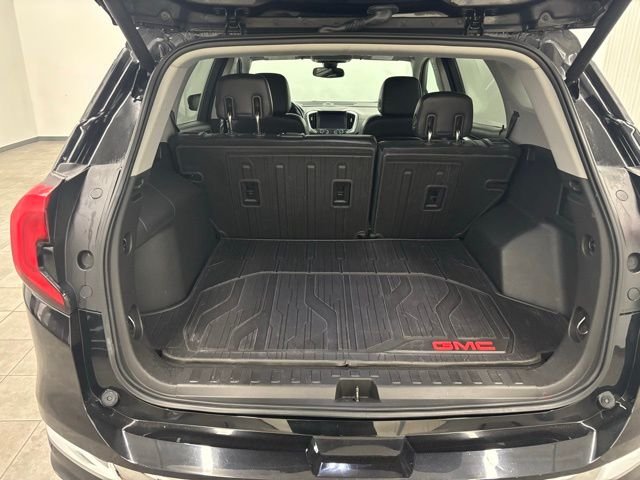 Used 2020 Black GMC SLT image 7