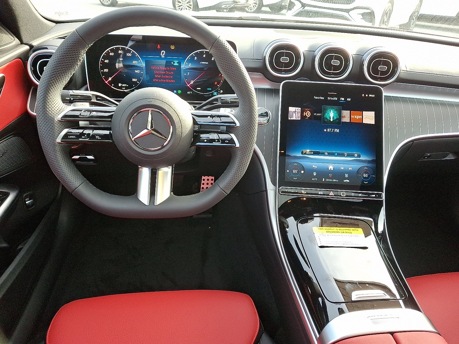 New 2026 Selenite Grey Metallic Mercedes-Benz C 300 image 9