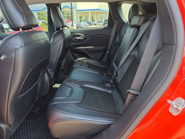 2021 Jeep Cherokee Trailhawk - Photo 11