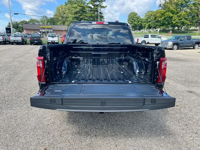 New 2026 Black Ford XLT image 22