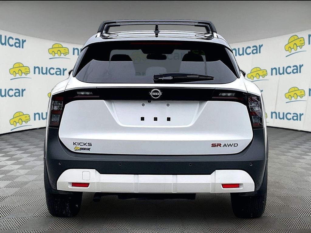 Used 2025 Aspen White Tricoat Nissan SR image 5
