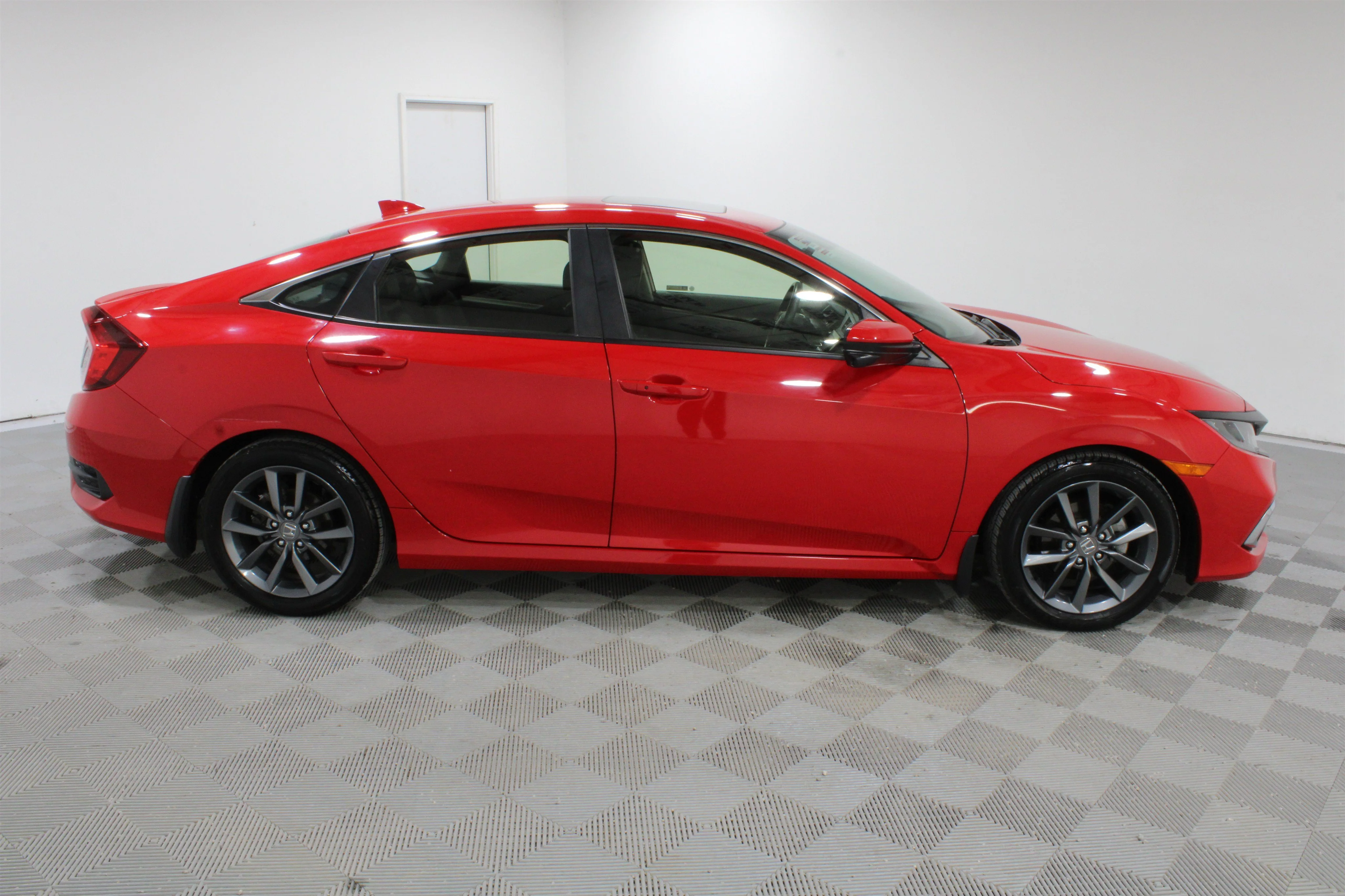 Used 2019 Red Honda EX-L image 25