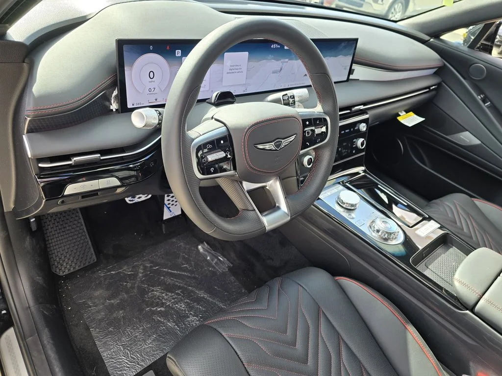 Used 2025 Black Genesis 2.5T image 14