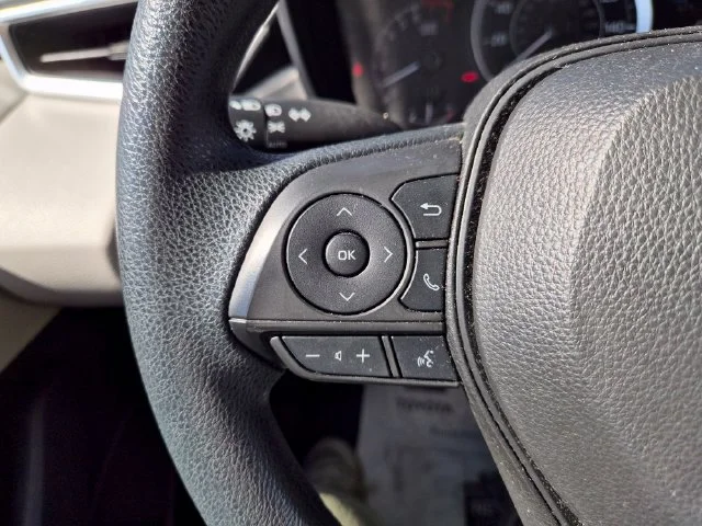 Certified Used 2022 White Toyota LE image 19