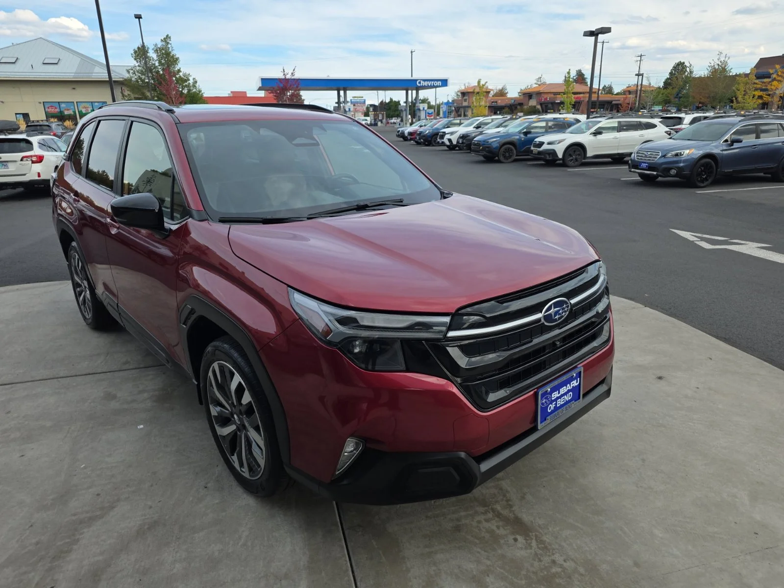 Used 2025 Crimson Red Pearl Subaru Touring image 3