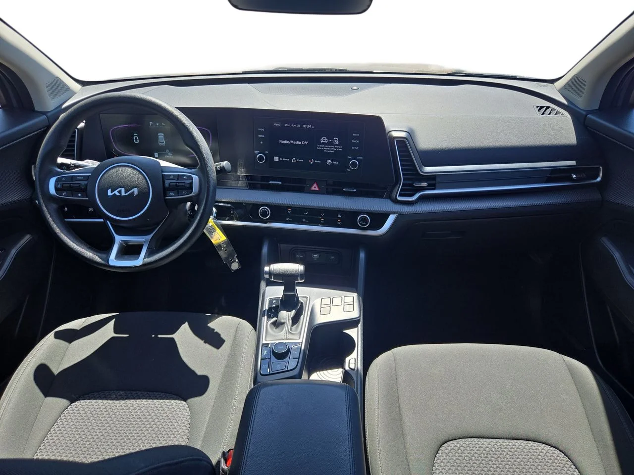 Used 2025 Everlasting Silver Kia LX image 8