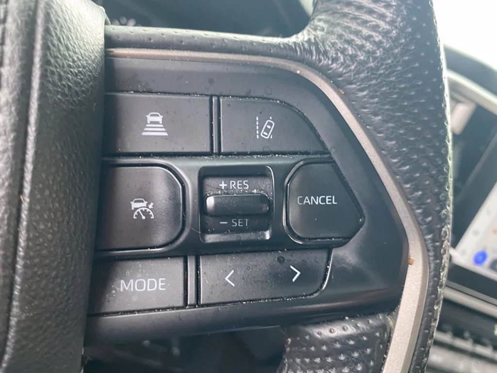 Used 2025 White Toyota SR5 image 27