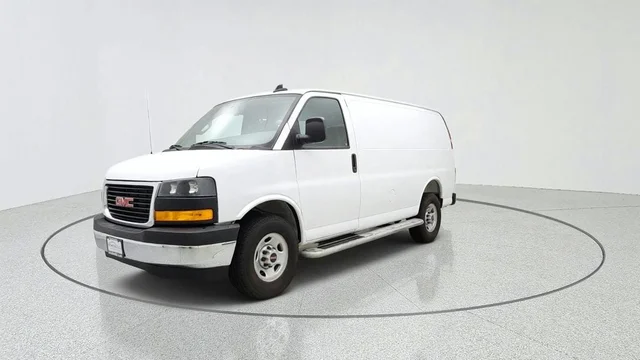 2025 GMC Savana Cargo Van RWD 2500 135'' w/ Convenience Pkg & Chrome App. Pkg