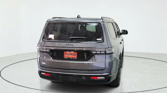 New 2026 Baltic-Gray Metallic Clear-Coat Exterior Paint Jeep Upland image 10