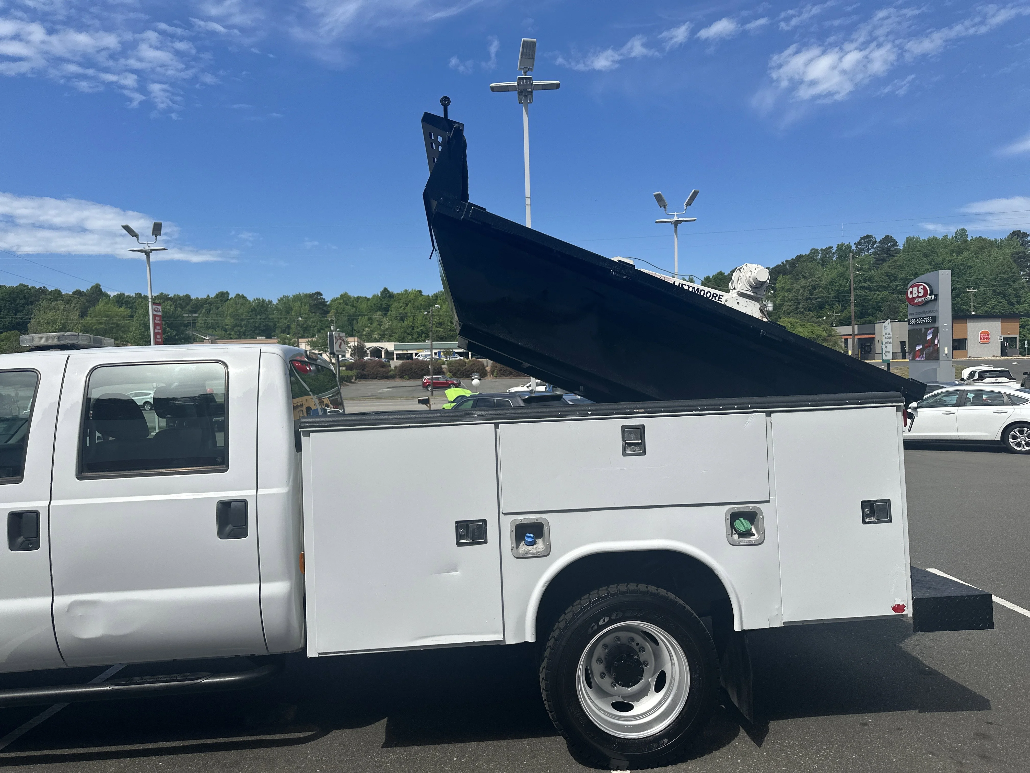 Used 2014  Ford  image 23