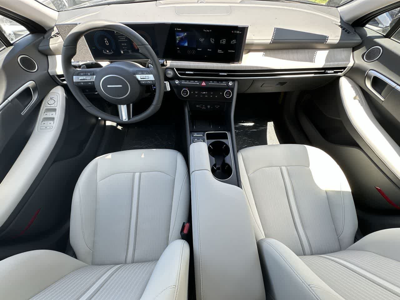 2025 Hyundai Sonata Hybrid SEL - Photo 24