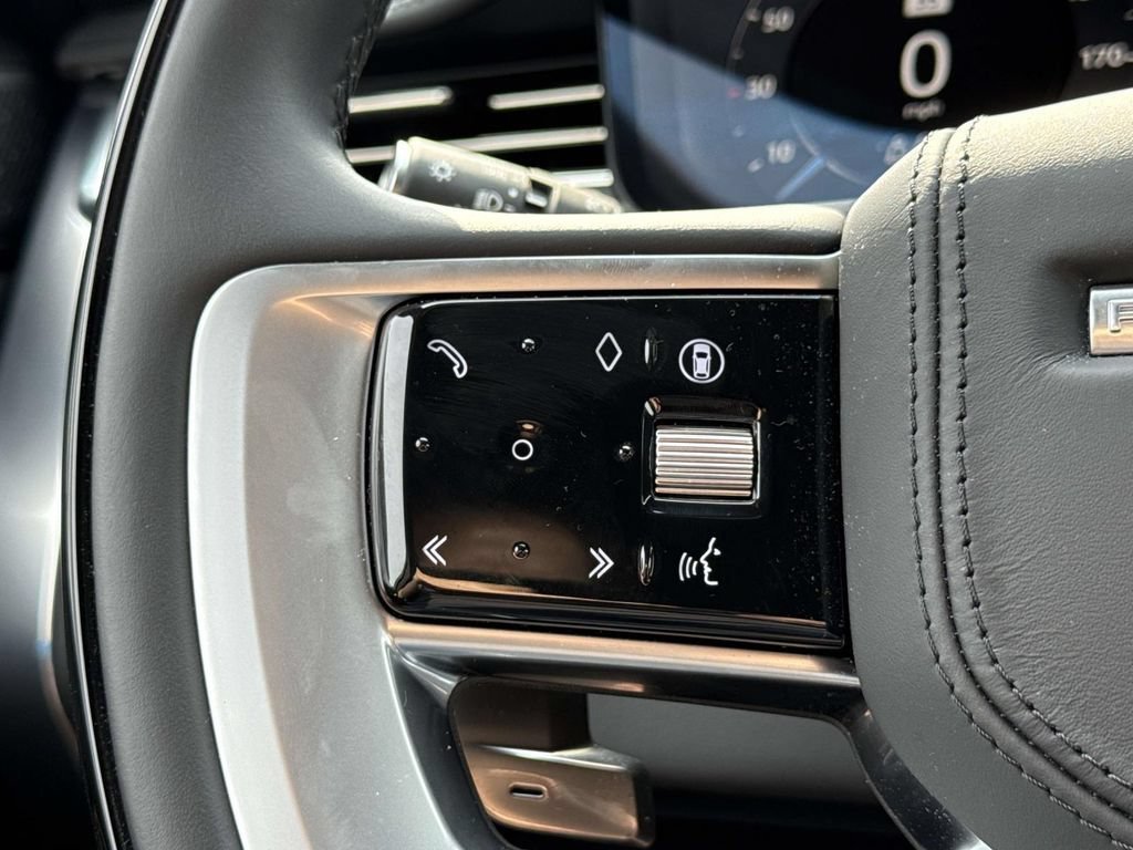 Used 2024 Black Land Rover Autobiography image 38