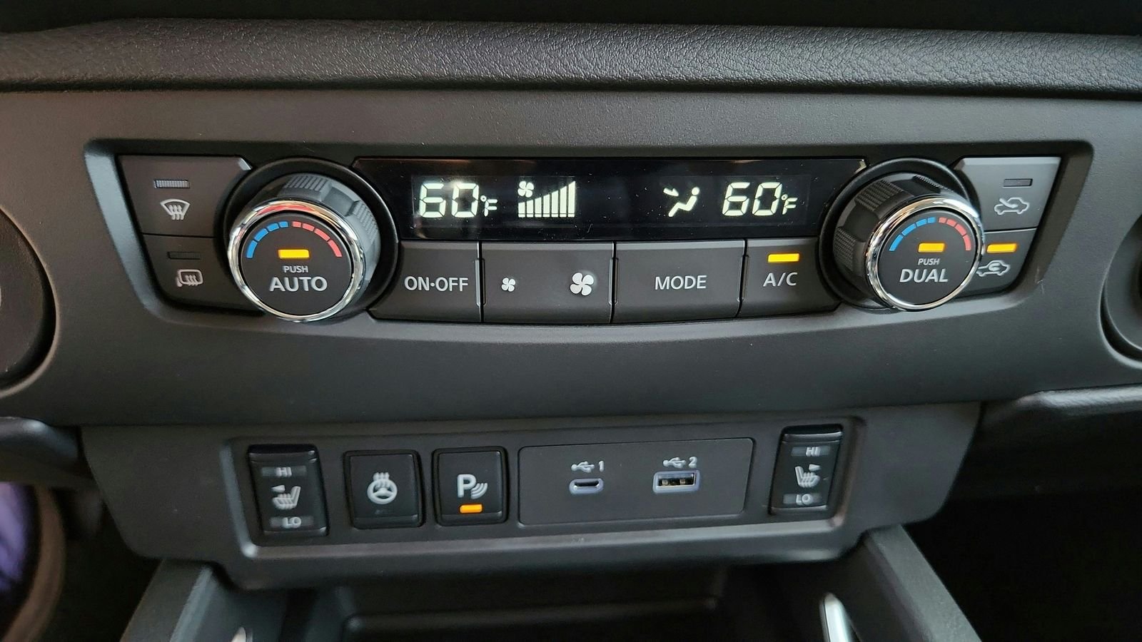 New 2026 Super Black Nissan Crew Cab SV image 20