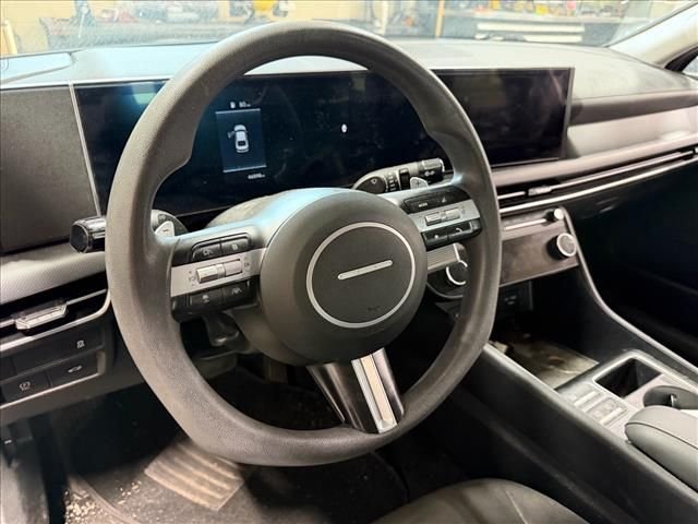 Used 2024 Silver Hyundai SEL image 20