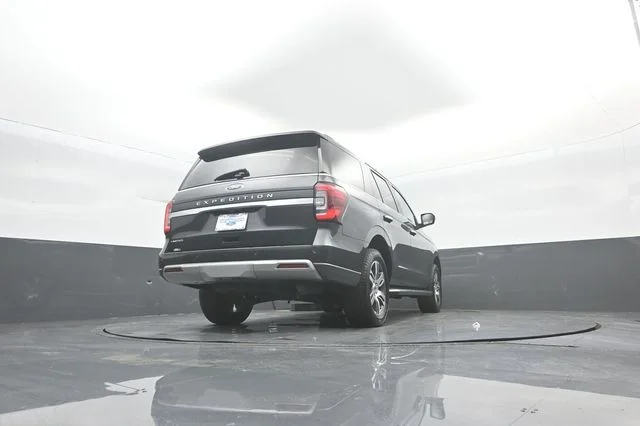 Used 2022 Dark Matter Metallic Ford Limited image 39