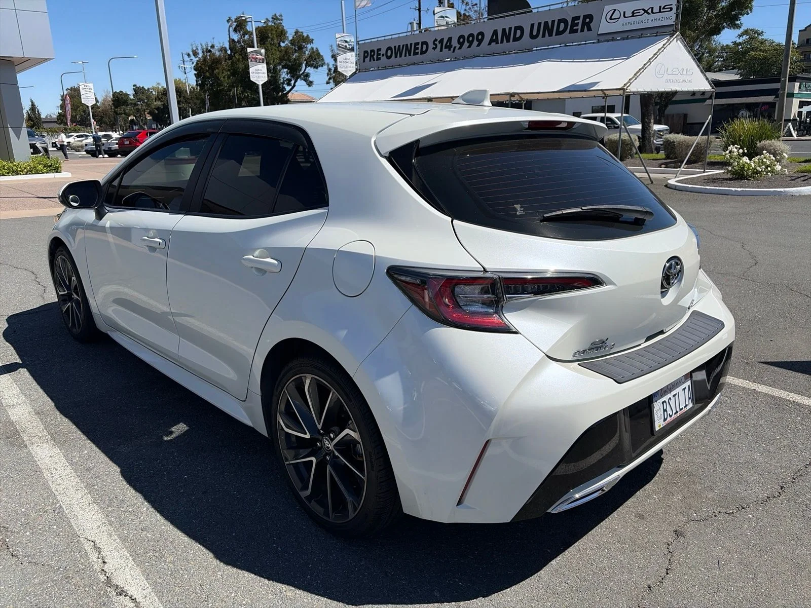Used 2019 Super White Toyota XSE image 7