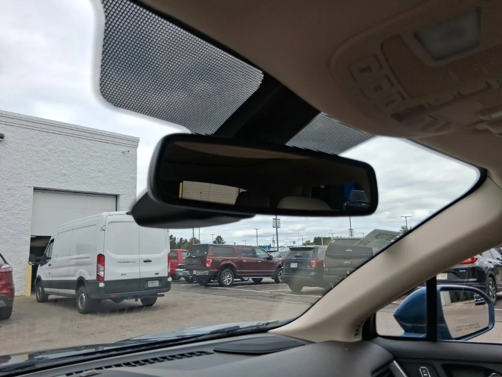 Used 2018 Diamond Lincoln Reserve image 28