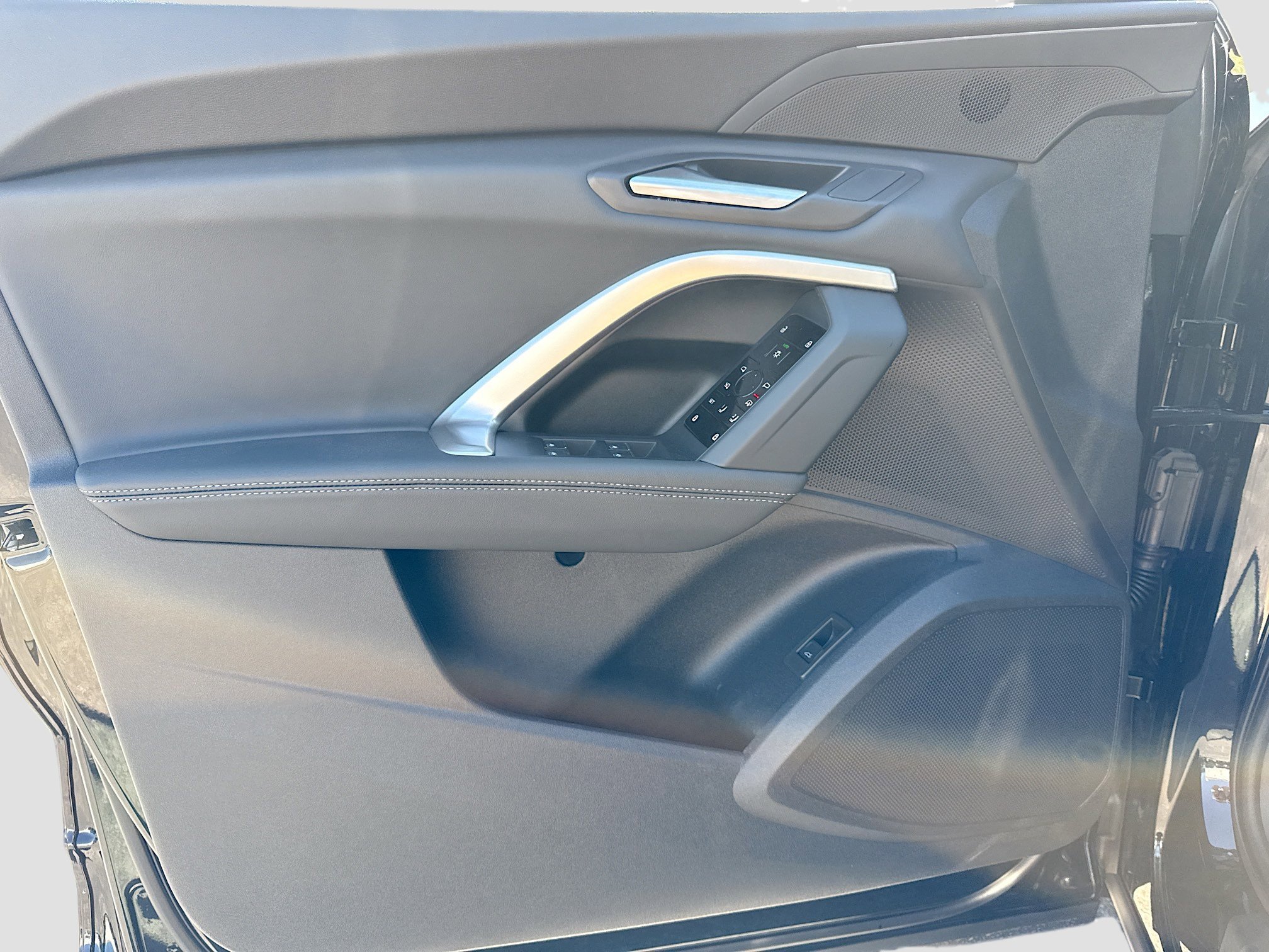 New 2026 Mythos Black Metallic Audi Premium image 21