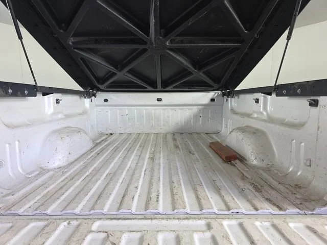 Used 2019 IRIDESCENT PEARL TRICOAT Chevrolet LTZ image 12