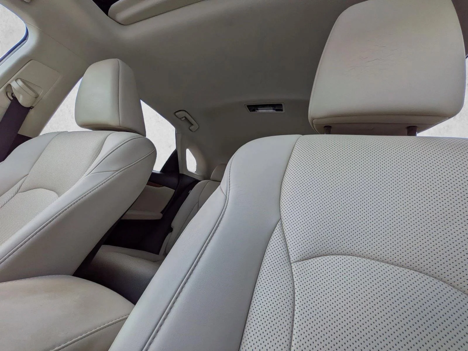 Certified Used 2020 Moonbeam Beige Metallic Lexus RX 350 image 15