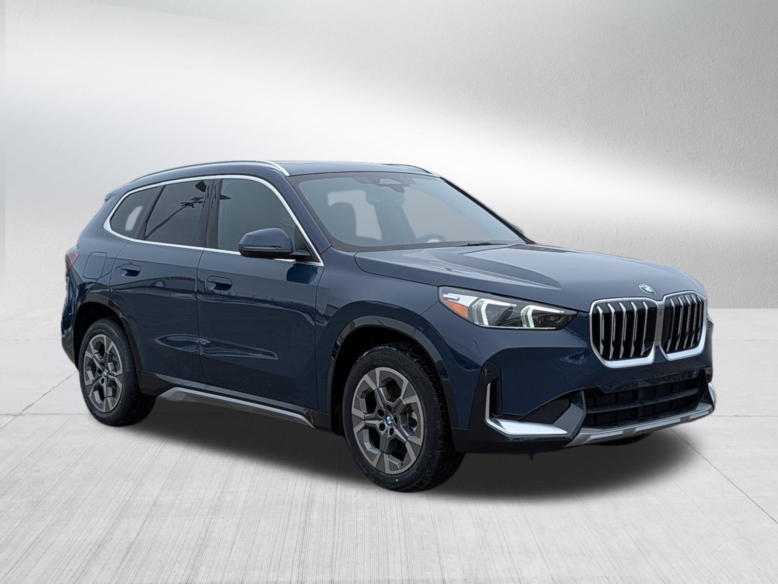 2026 BMW X1 28i