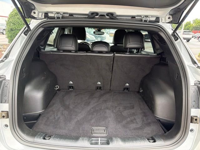 Used 2025 Silver Jeep Limited image 15