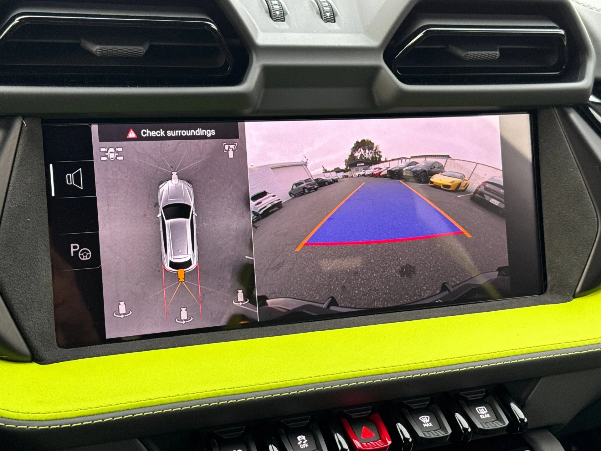 New 2025  Lamborghini SE image 23