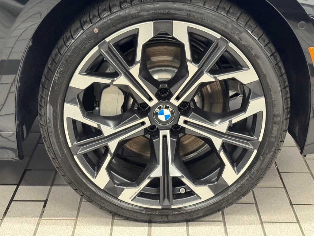 New 2026 Black Sapphire Metallic BMW 330i xDrive image 7