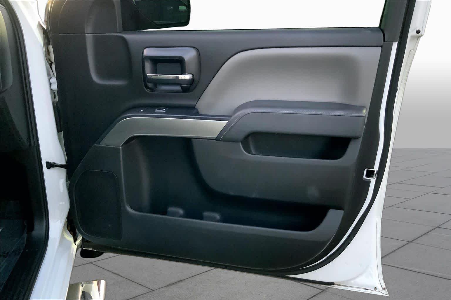 Used 2014 Summit White Chevrolet LT image 20
