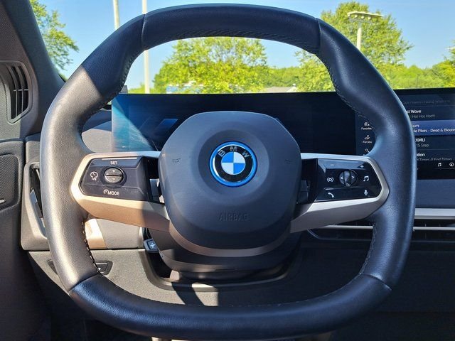 Used 2025 Blue BMW xDrive50 image 10