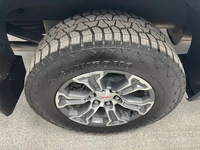 Used 2023 White GMC SLE image 14