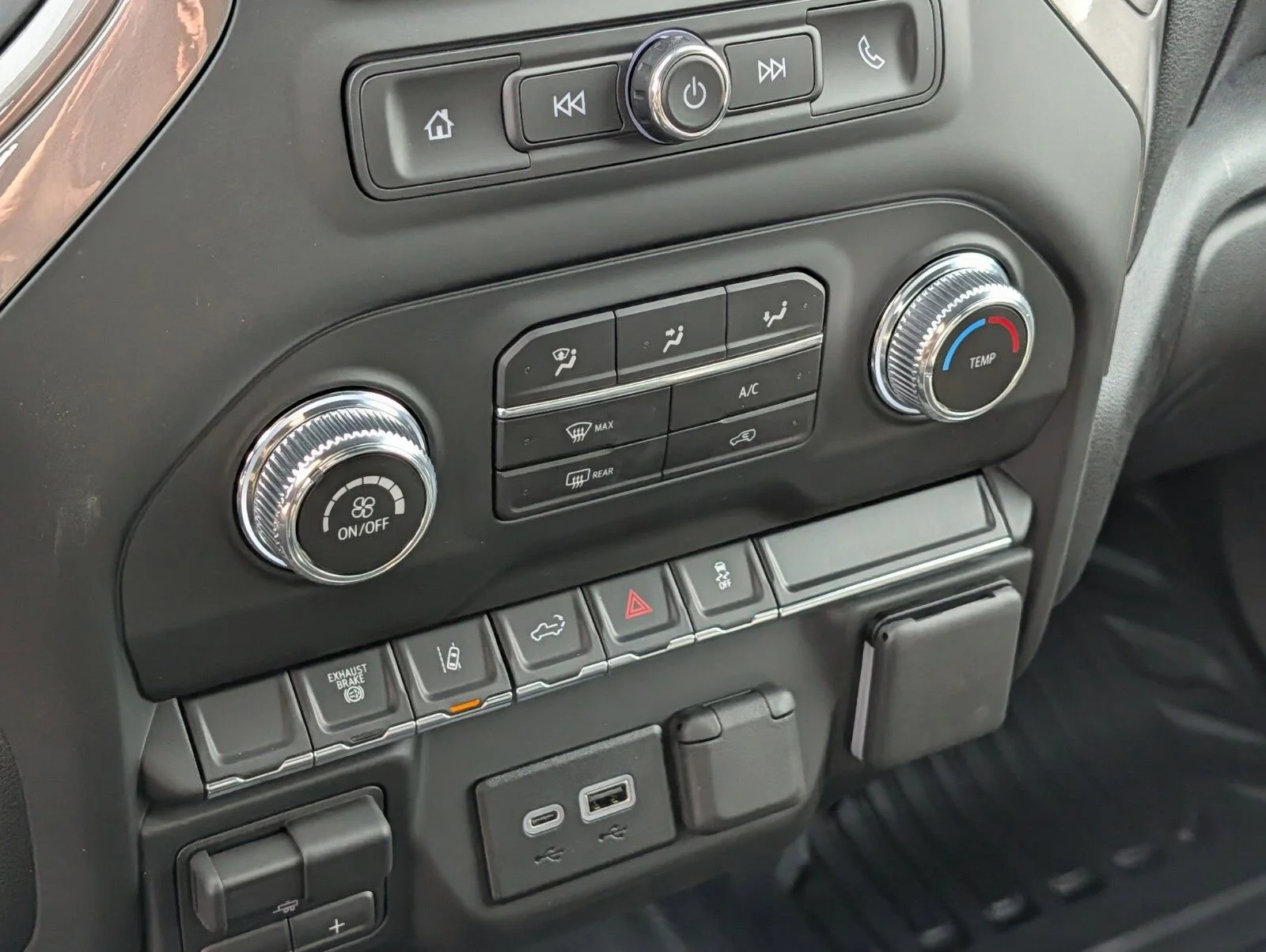New 2026 Special Exterior Color GMC Pro DRW image 11